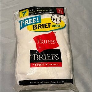 Hanes White Mens Briefs with Bonus Pair for total of 7 New in package.  Size 32